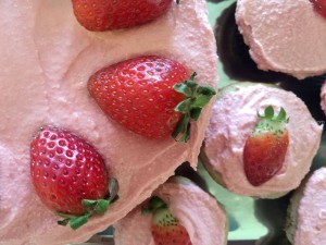 Peppa Pig Strawberry Cake
