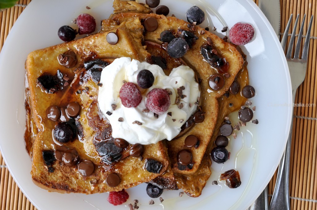 French Toast with Apple and Dates
