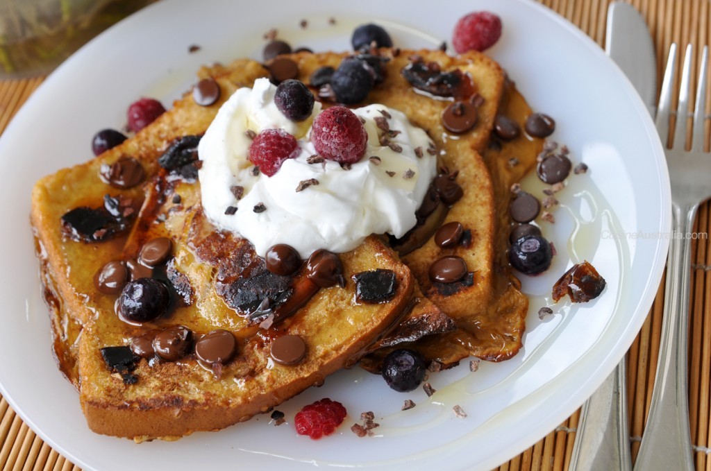 French Toast with Apple and Dates